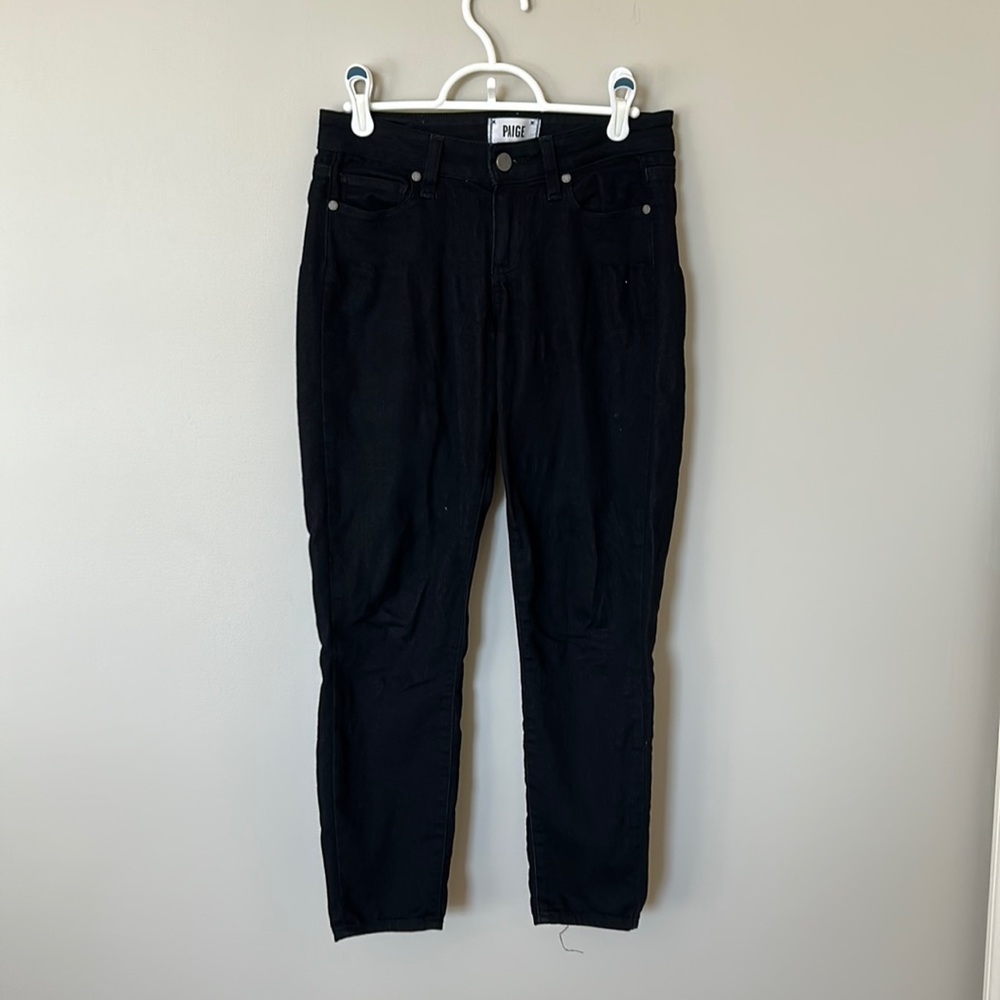 Low Rise Paige Capris